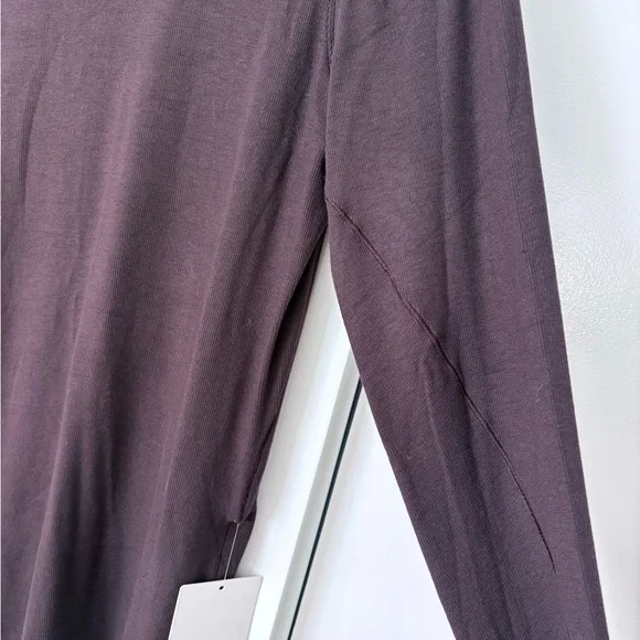 NWT Lululemon Hold tight Long Sleeve ribbed Top Chocolate Sz 12 - Picture 4 of 6